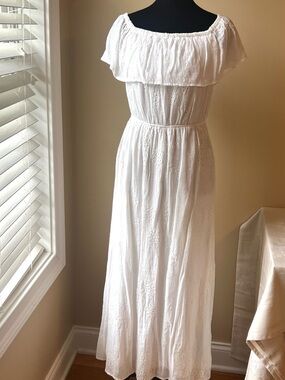 White Off-Shoulder Eyelet Maxi Dress with Elastic Waist